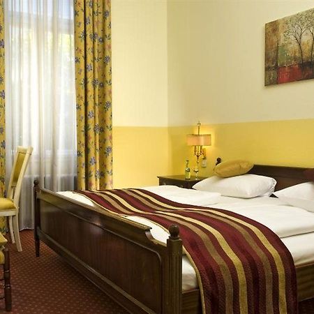 Grand City Hotel Berlin Zentrum Exteriör bild