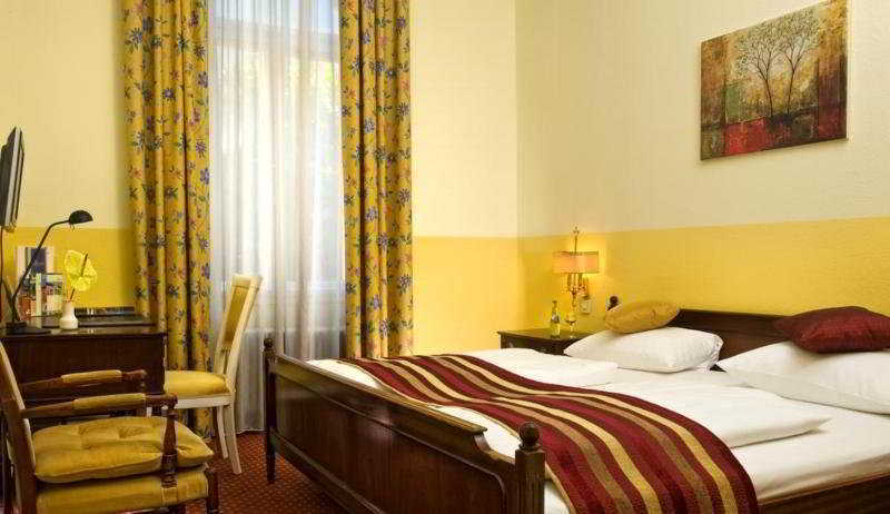 Grand City Hotel Berlin Zentrum Exteriör bild